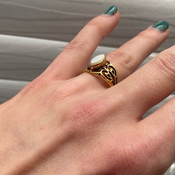 Vintage Genuine Opal and 14KT Gold GE ESPO Ring - Picture 3 of 16